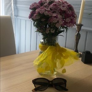 Christian Dior tortoiseshell sunglasses 🕶